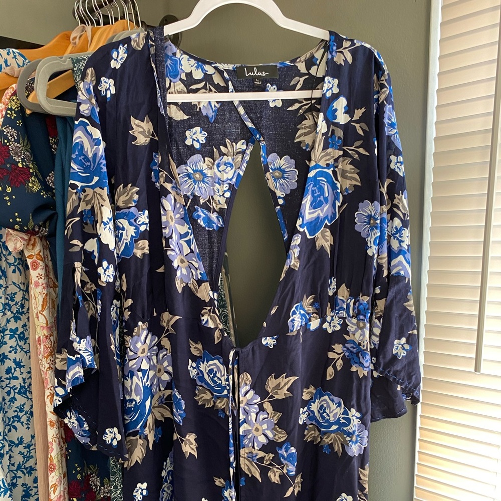 Lulus wrap floral dress